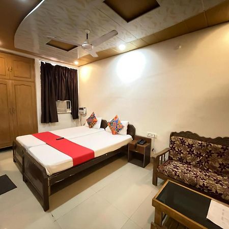 Grg R P International Patna Hotel Patna  Buitenkant foto