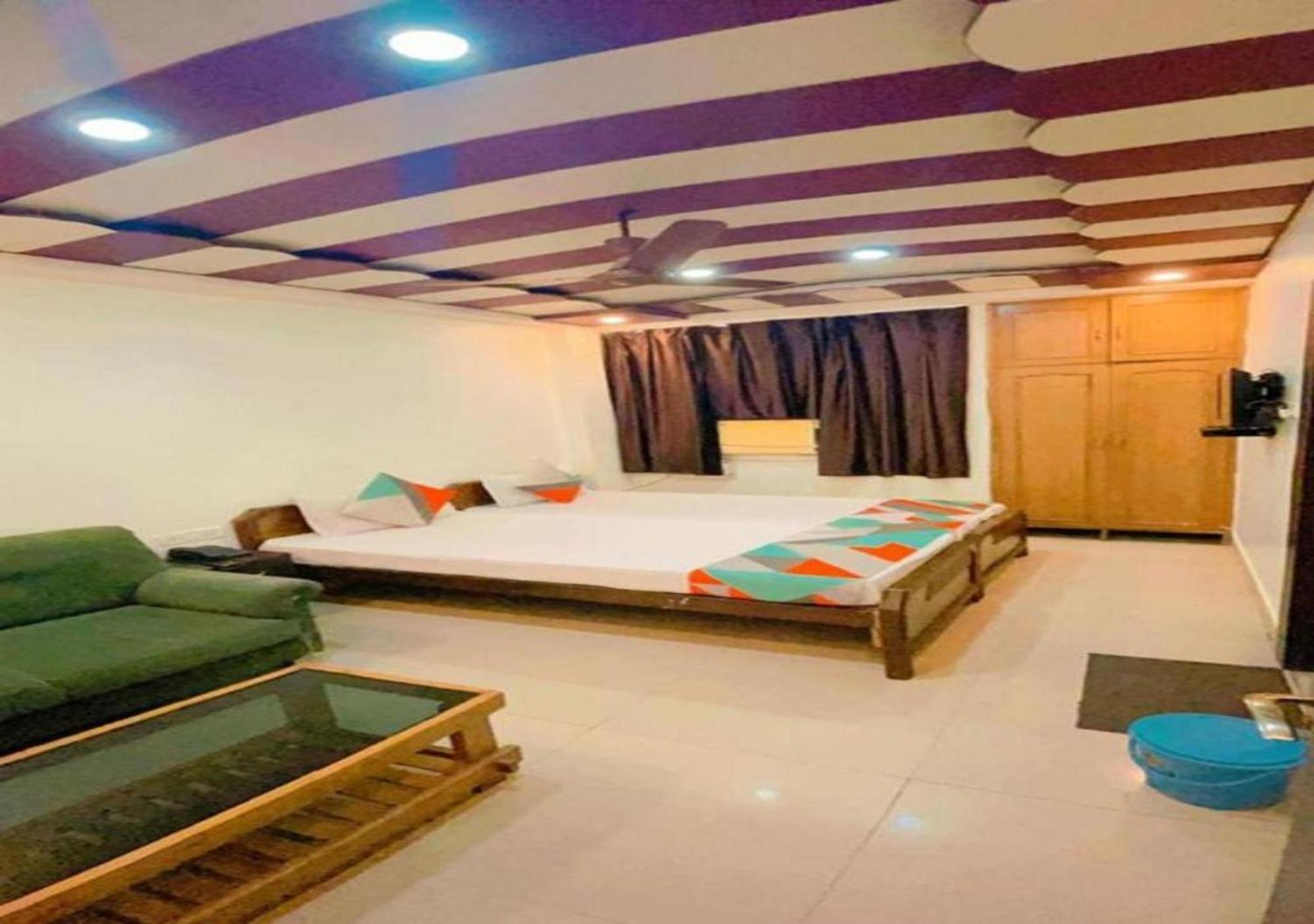 Grg R P International Patna Hotel Patna  Buitenkant foto